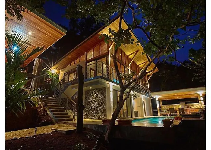 Casa Canopy Villa