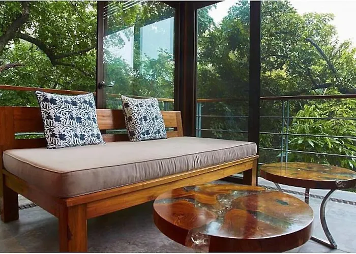 Casa Canopy Villa *